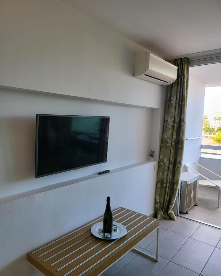 Moderno Apartamento Cerca De La Playa 18 Apartment ซานบาร์โตโลเม ภายนอก รูปภาพ